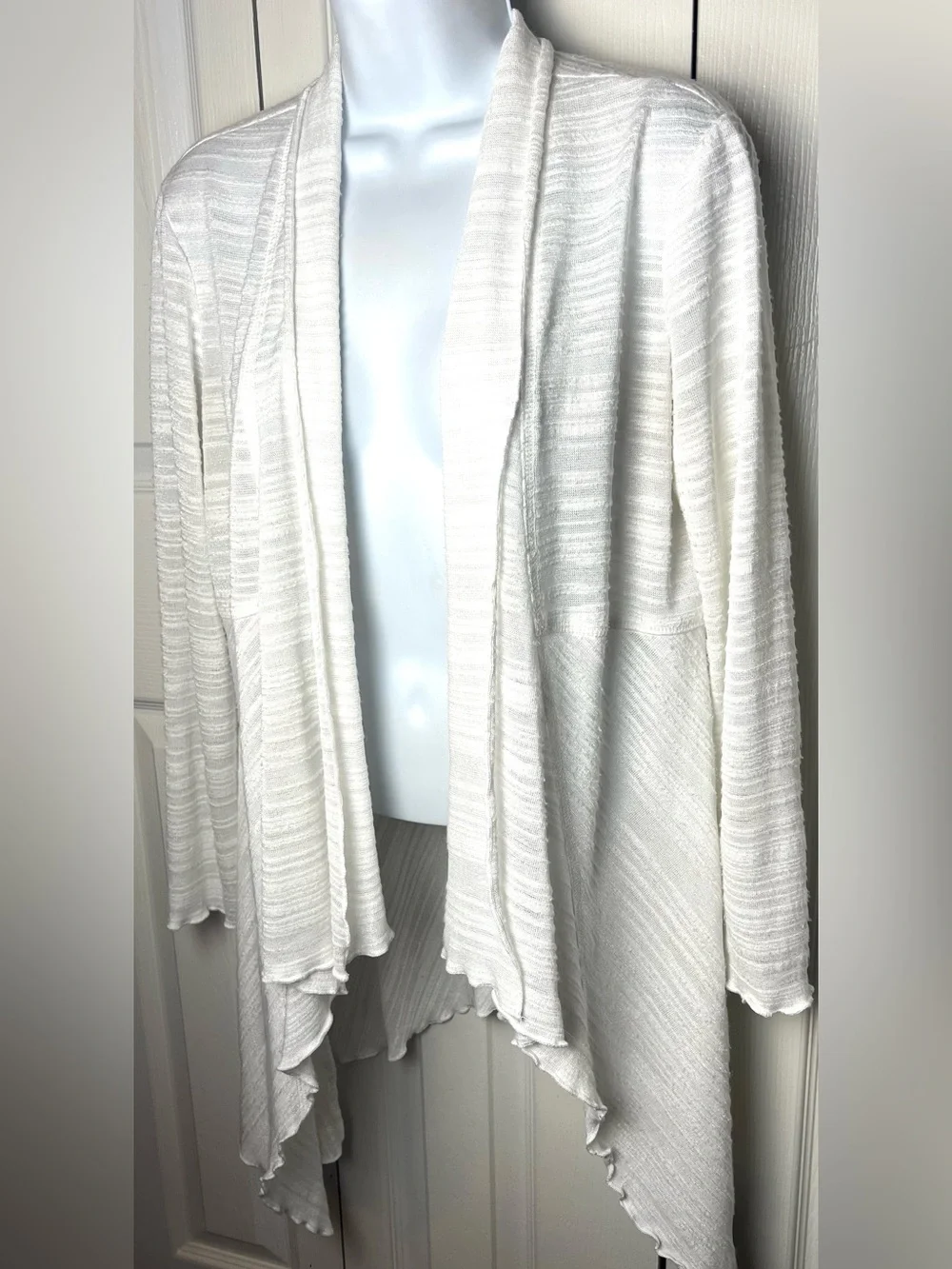 JOSEPH RIBKOFF Sweater Cardigan Lightweight Drape Waterfall White Textured 12